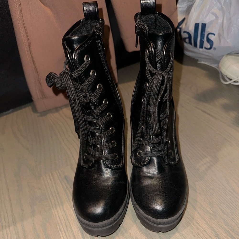 Bamboo Black platforms boots